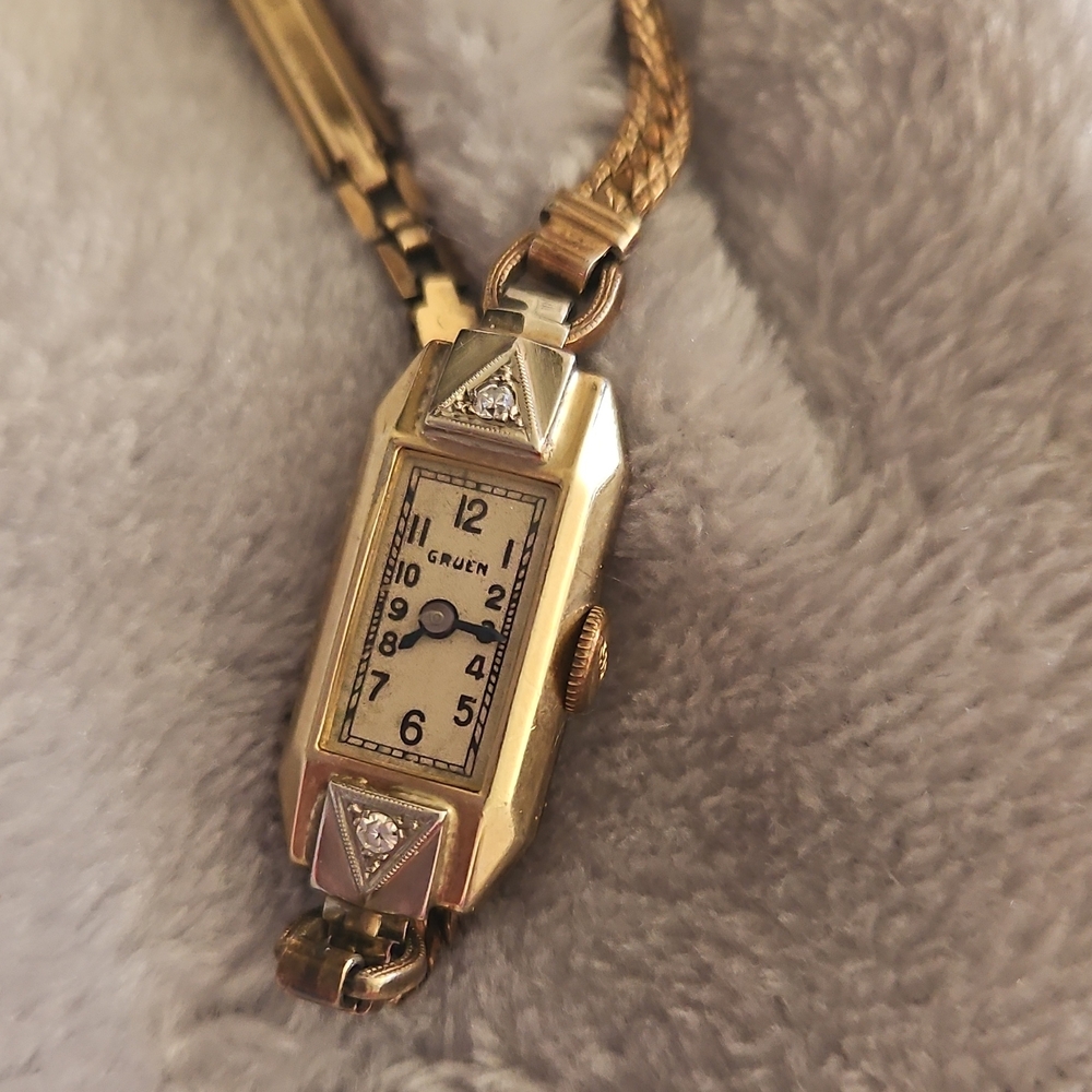 Gruen Women's Gold-Tone Art Deco Bracelet Watch - Gold